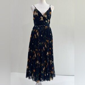 Wilfred Aritzia Navy Floral Dress Midi Pleated Skirt Wrap Size Medium